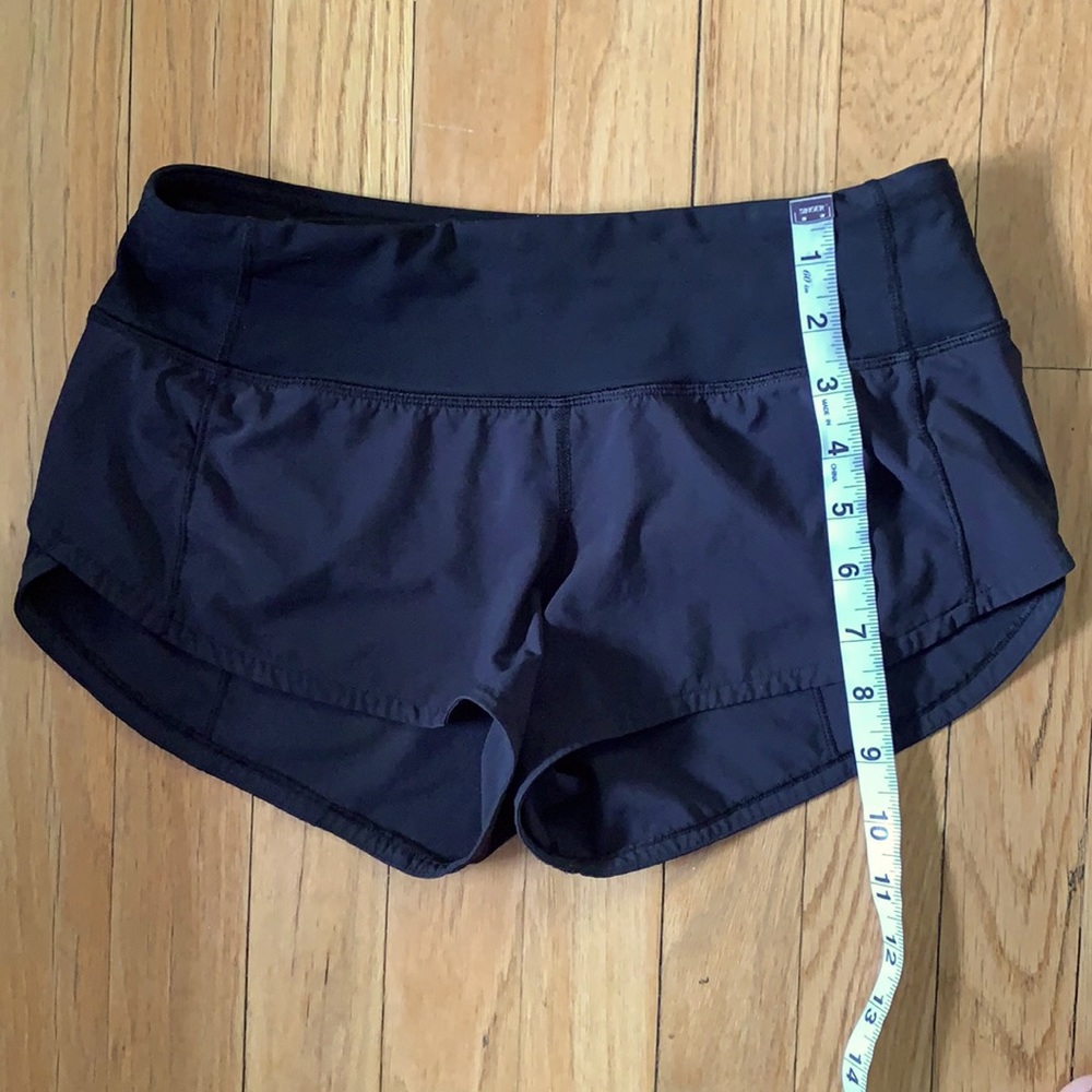 Lululemon shorts - size 2 Black